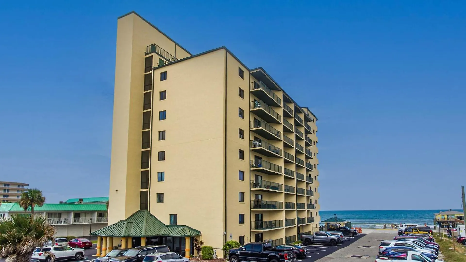 Coastal Chic Suite At Sunglow Resort By Brightwild Daytona Beach Shores